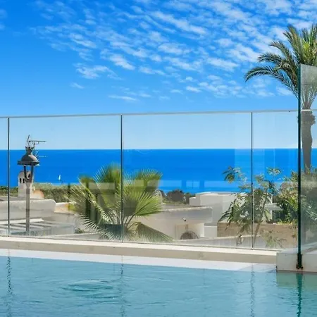 Luxury Penthouse With Ocean View 아파트 *