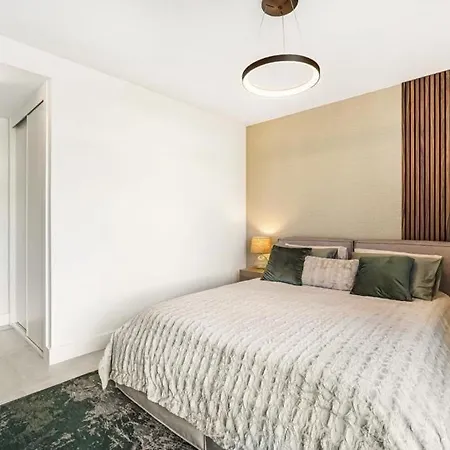Luxury Penthouse With Ocean View 아파트