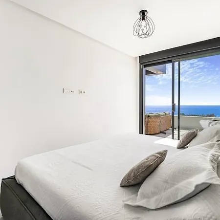 Luxury Penthouse With Ocean View