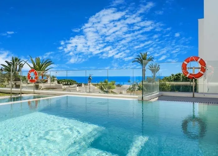 Luxury Penthouse With Ocean View *