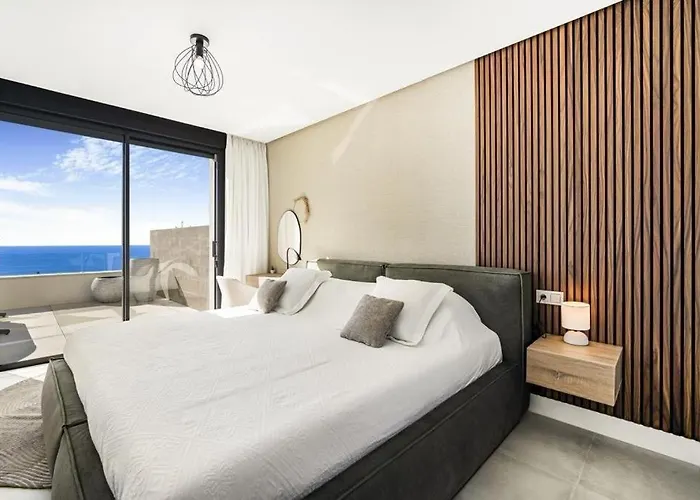 Luxury Penthouse With Ocean View Apartament Marbella