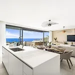 Luxury Penthouse With Ocean View *