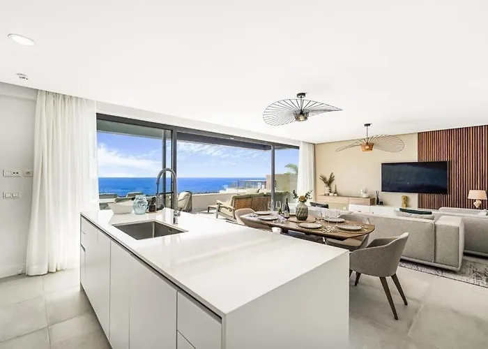 Luxury Penthouse With Ocean View *