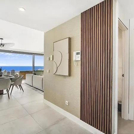 Апартаменты Luxury Penthouse With Ocean View Марбелья